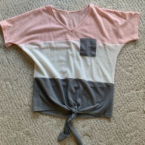 T-shirt with knot detail
